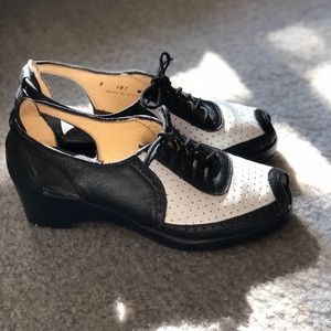 Re-mix Vintage Black & White Peep Toe Shoes 1940’s, Size 8